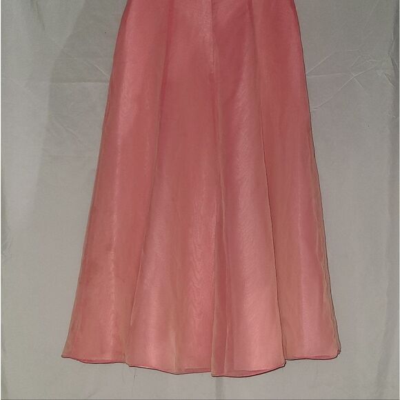 NWT Davis Bridal Strapless Chiffon Ruched  Formal Dress - Picture 7 of 8